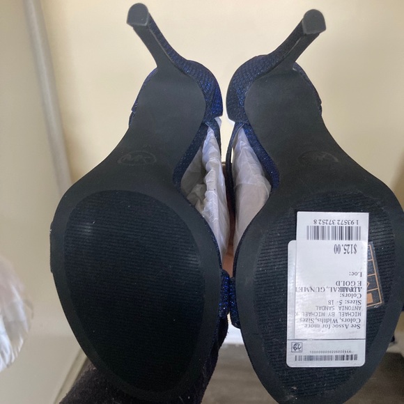 MK Antonia Sandal Heel - Picture 8 of 10